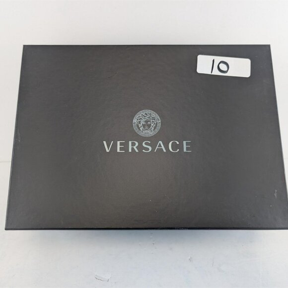 Used with tags Versace Red Medusa Pumps Size 38 Size 8 - Picture 5 of 8